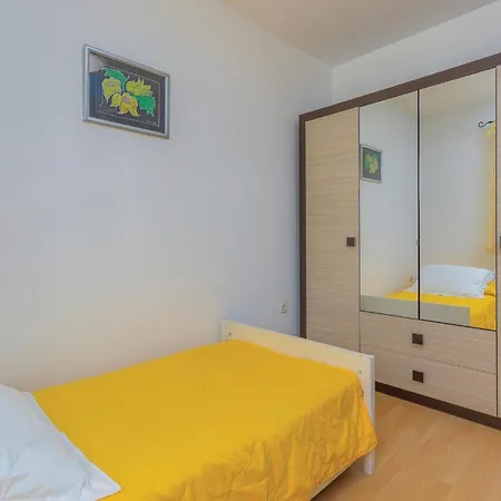 Holiday home 3 Bedroom Gorgeous In Labin (Istria)