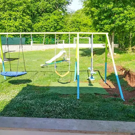 Prázdninový dům 3 Bedroom Gorgeous In *