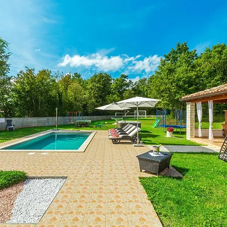 3 Bedroom Gorgeous In * Labin (Istria)