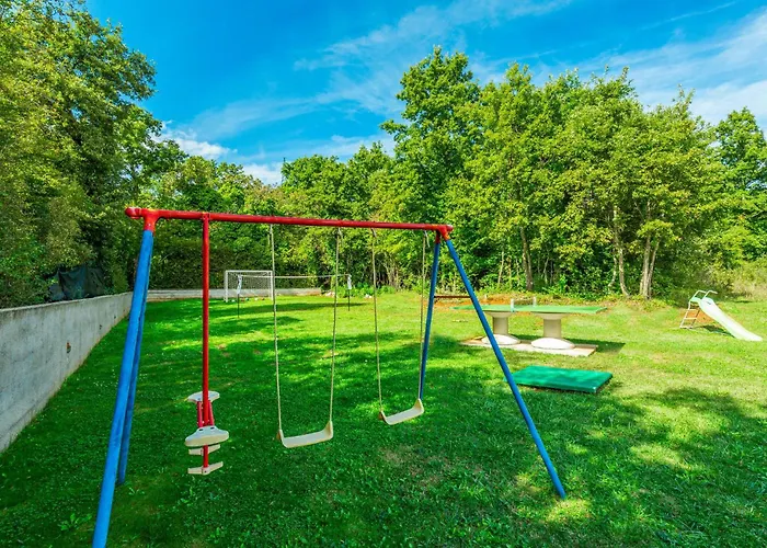 Сasa de vacaciones 3 Bedroom Gorgeous In Labin (Istria)